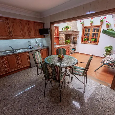 Flor Del Drago * Icod De Los Vinos